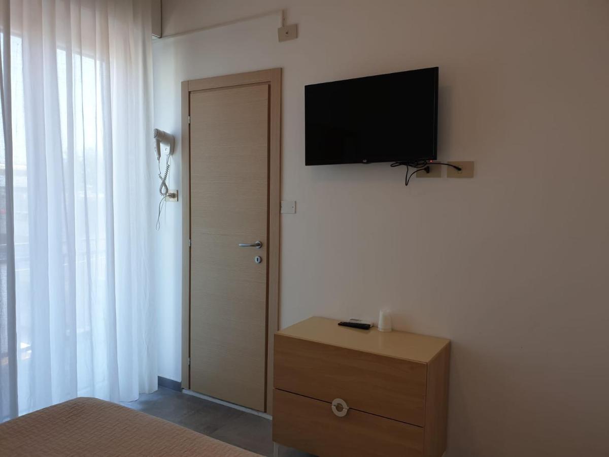 Hotel Baden Baden Rimini Dış mekan fotoğraf