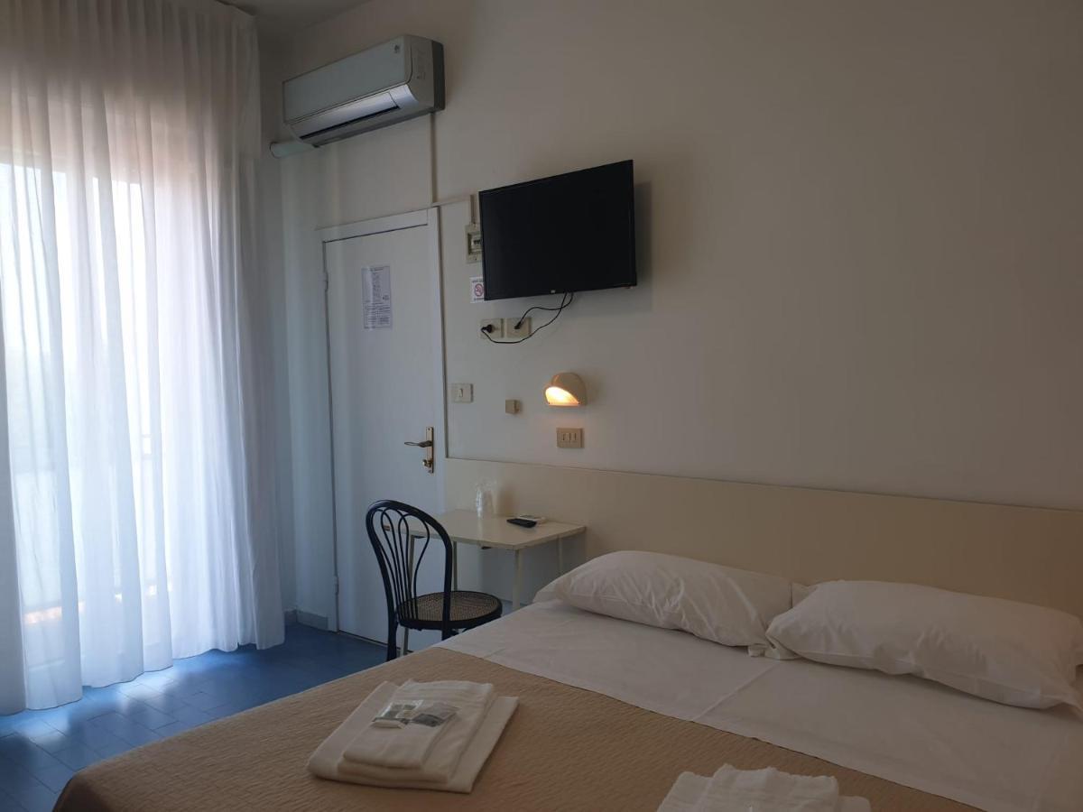 Hotel Baden Baden Rimini Dış mekan fotoğraf