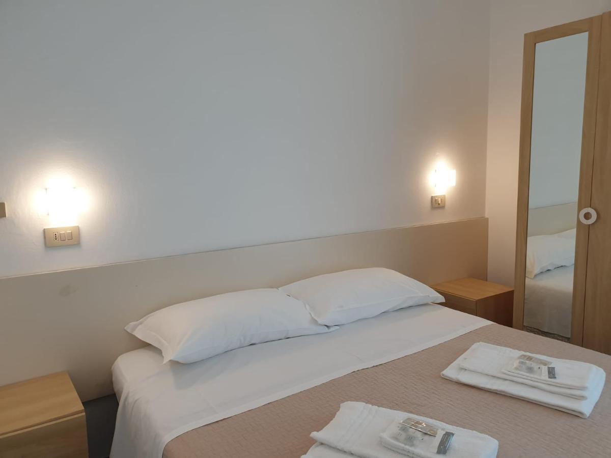 Hotel Baden Baden Rimini Dış mekan fotoğraf